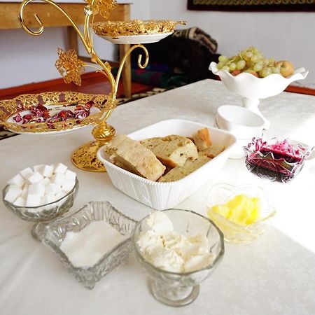Guest House Bereke In Kyzart Village Bagysh エクステリア 写真