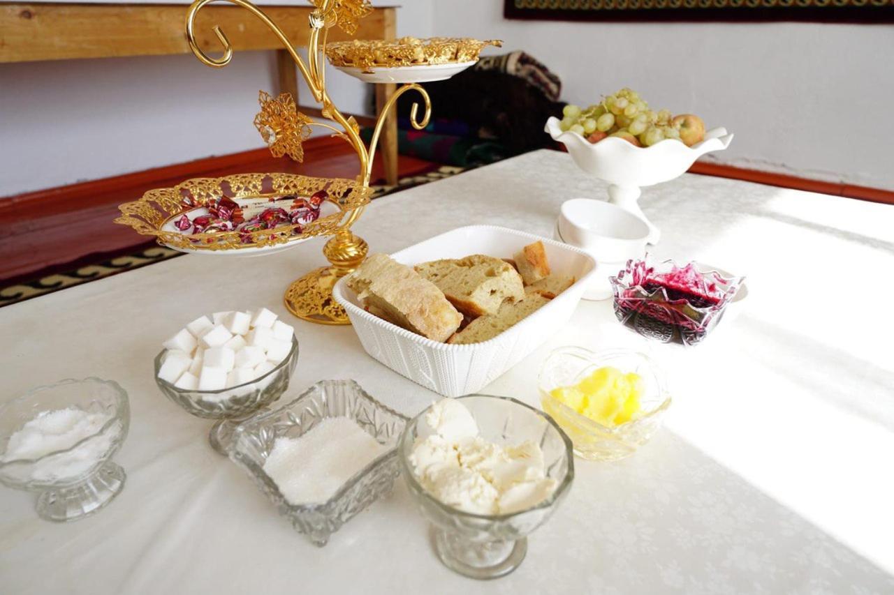 Guest House Bereke In Kyzart Village Bagysh エクステリア 写真