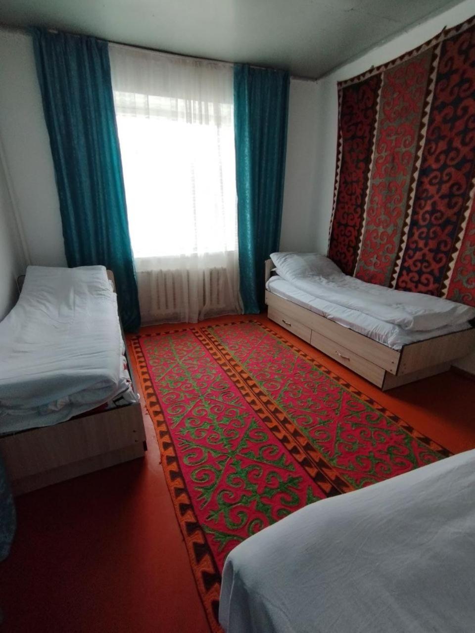 Guest House Bereke In Kyzart Village Bagysh エクステリア 写真